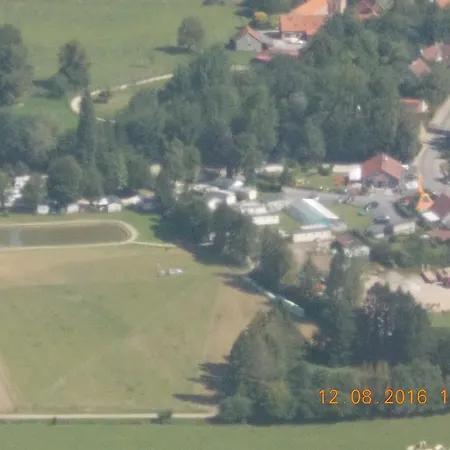 Camping Au Vert De L'authie Beaurainville